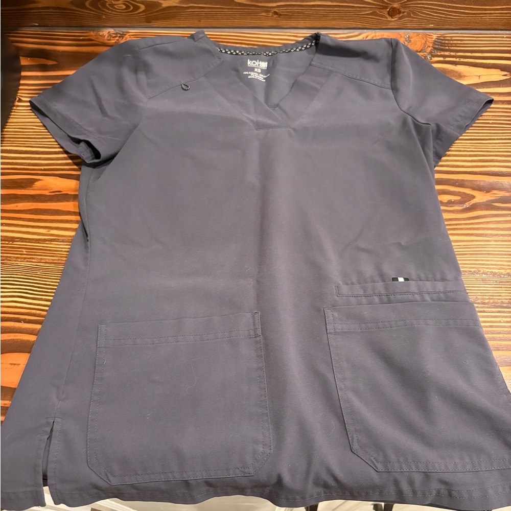 Koi Next Gen Charcoal Scrub Set